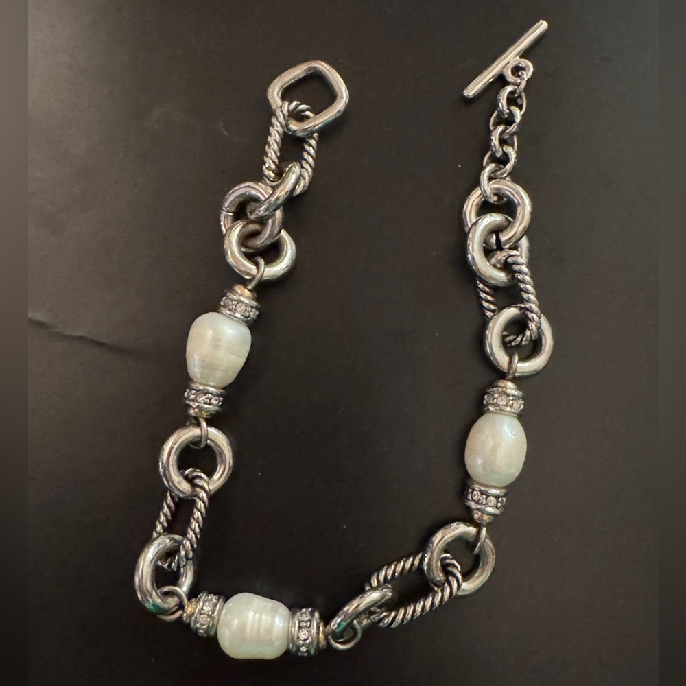 Elegant Silver and White Beaded Bracelet